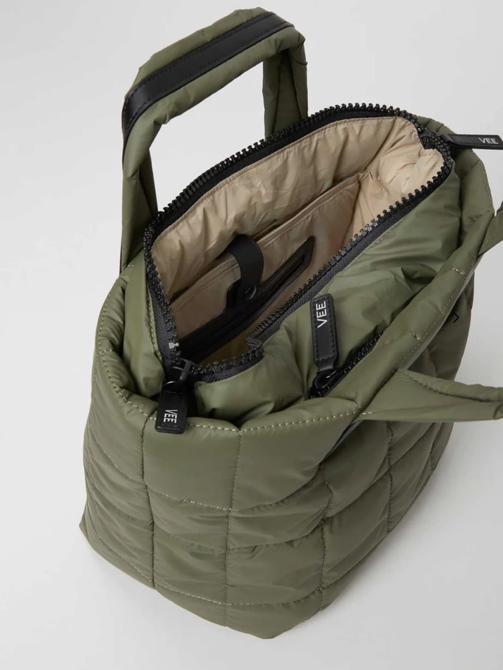 NEW VEE COLLECTIVE SMALL PORTER TOTE MOSS GREEN - Picture 12 of 12